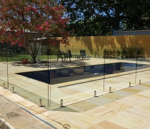 Frameless Glass Pool Fencing img 6